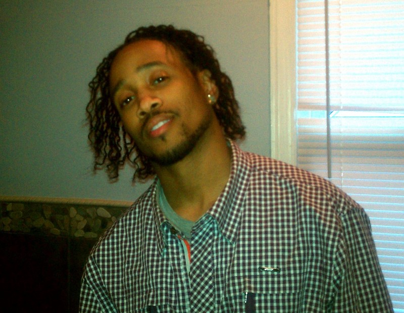 Date this young United States man Intimate_Kizz from Detroit US10052