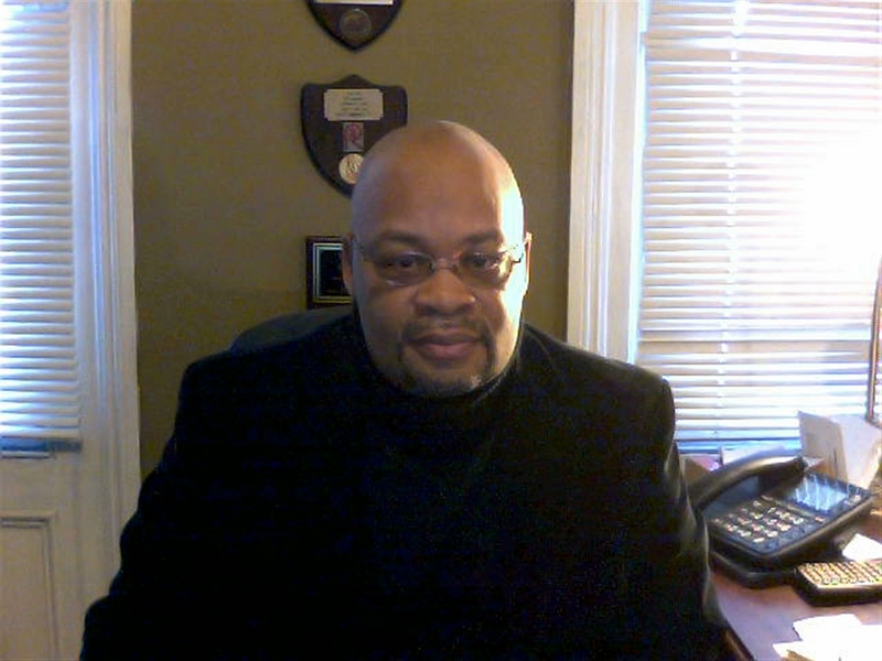 Date this nice looking United States man Cedrick from New Brunswick US10089