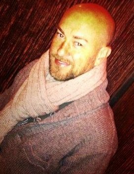 Date this hard body United States man Eric from Chicago US10144