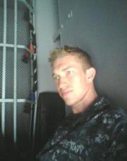 Date this hot United States man Cory from Kansas City US10265