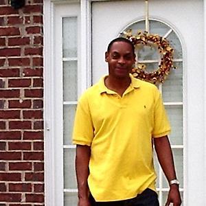 Date this hot United States man CROWN from Ellenwood US10278