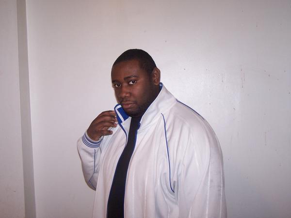 Date this delightful United States man Mr. from Philadelphia US10513