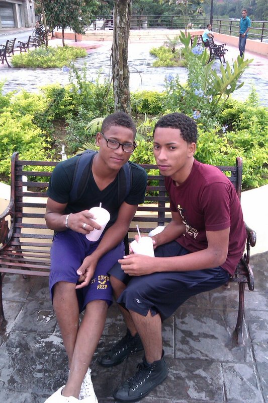 Date this happy Dominican Republic man Darwin from Bonao DO8333