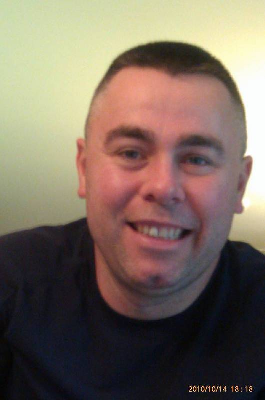 Date this stunning United States man Jason from Charlotte US10830