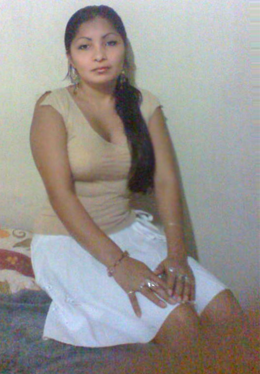 Date this foxy Honduras girl Reinita from Puerto Cortes HN360