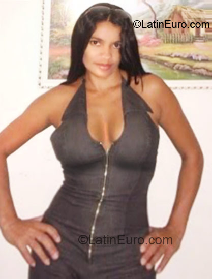 Date this young Brazil girl Andrea from Sao Paulo BR5932