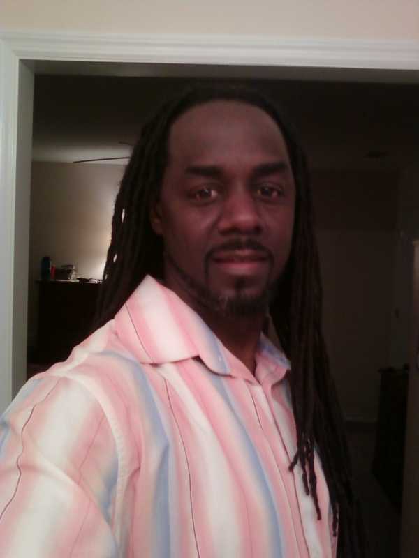 Date this nice looking United States man CMTray from Tampa/st.pete US11131