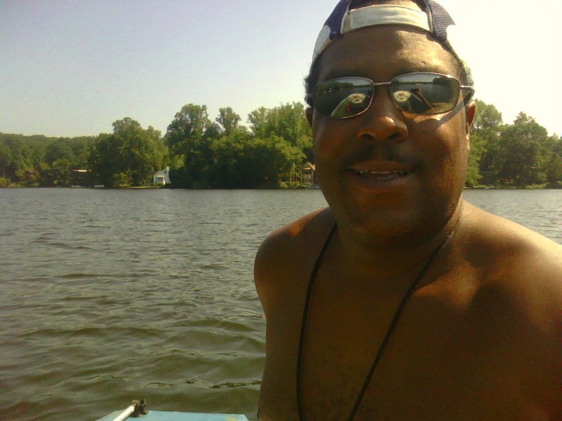 Date this gorgeous United States man Bobby from Falls Church US11136