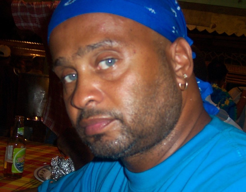 Date this exotic United States man Pirata from Washington US11160