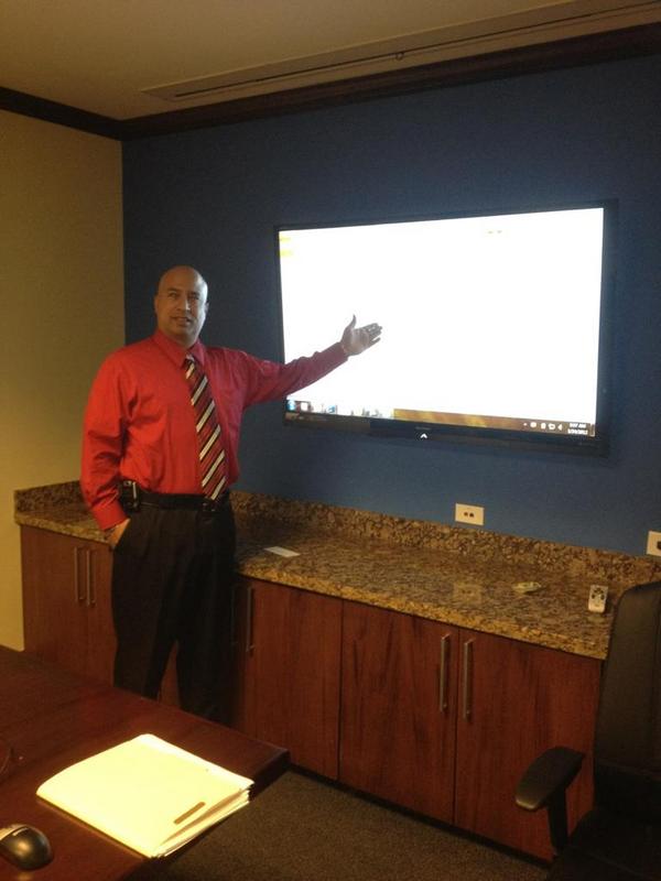 Date this young United States man MAXIMUS from Miami BR5973