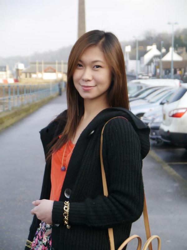 Date this foxy Philippines girl Ylla from Davao City PH424