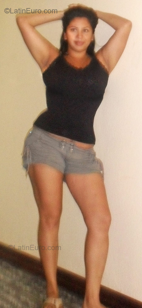 Date this happy Costa Rica girl Jessica from San Jose CR77