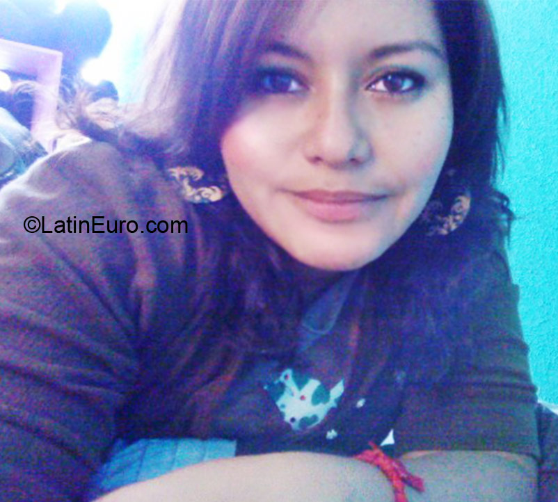 Date this funny Mexico girl Fabiola from Mexico City MX386
