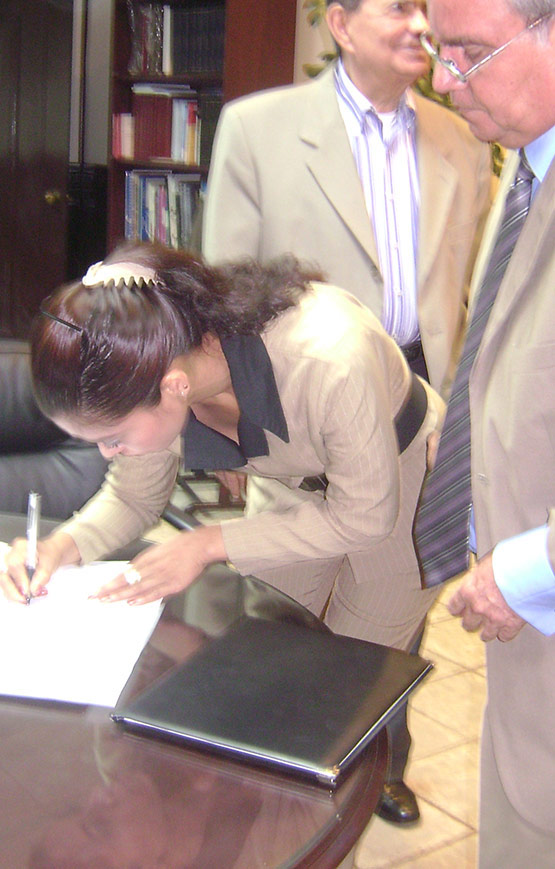 Date this beautiful Nicaragua girl Angelca from Managua NI30