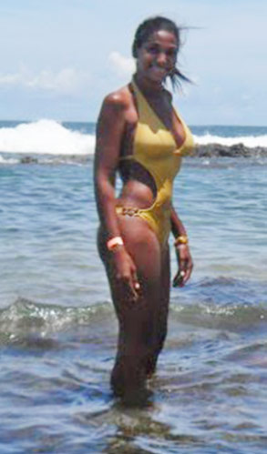 Date this happy Brazil girl Tania from Rio De Janeiro BR5991