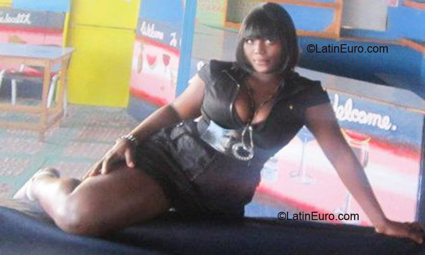 Date this young Jamaica girl Ian - Tash from Montego Bay JM340