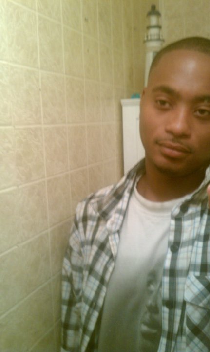 Date this delightful United States man Alleyzero from Lynchburg US11296