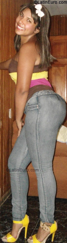 Date this attractive Costa Rica girl Salazar from San Jose CR89