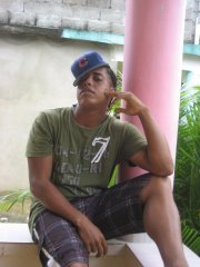 Date this athletic Dominican Republic man LUIS JOSE from Gaspar Helnande DO9493