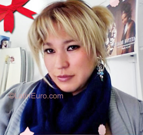 Date this pretty Mexico girl Naye from Toluca MX450