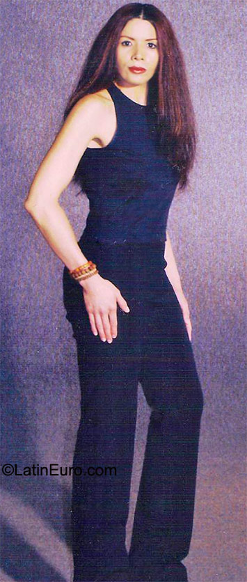 Date this nice looking Mexico girl Rocio from Mexico City MX461