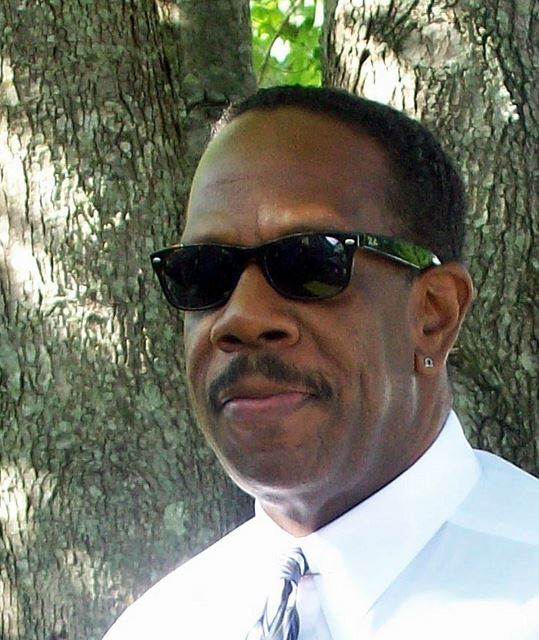 Date this georgeous United States man Kenneth from Kennesaw US11653