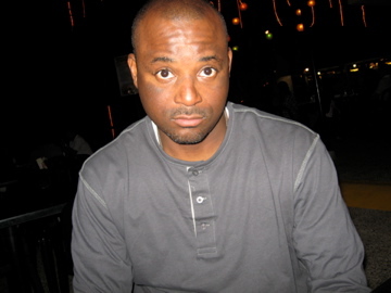 Date this happy United States man Roberto from Fayetteville US11712