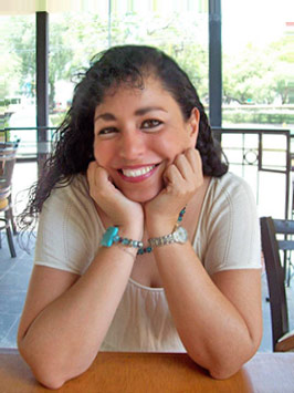 Date this fun Mexico girl Lis from Queretaro MX503