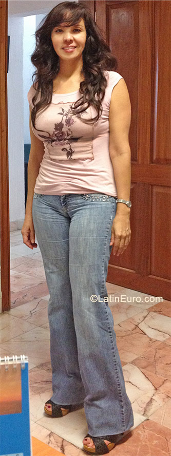 Date this cute Mexico girl Paola from Guadalajara MX531
