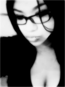 Date this pretty United States girl Kushsmoker559 from Visalia US11872