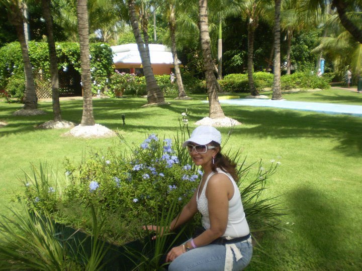 Date this pretty United States girl Mayra from Columbus US11923