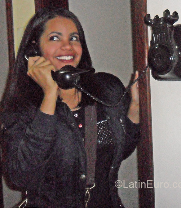 Date this beautiful Brazil girl Ana Paula from Sao Paulo BR9385