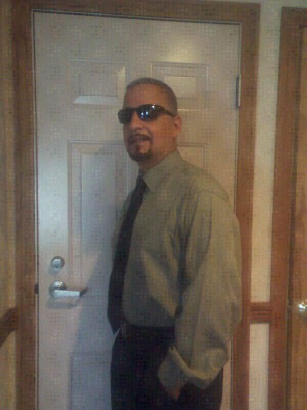 Date this exotic United States man Volcandepasion from Worcester US12077