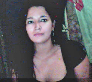 Date this stunning Honduras girl Claudia from Roatan HN539