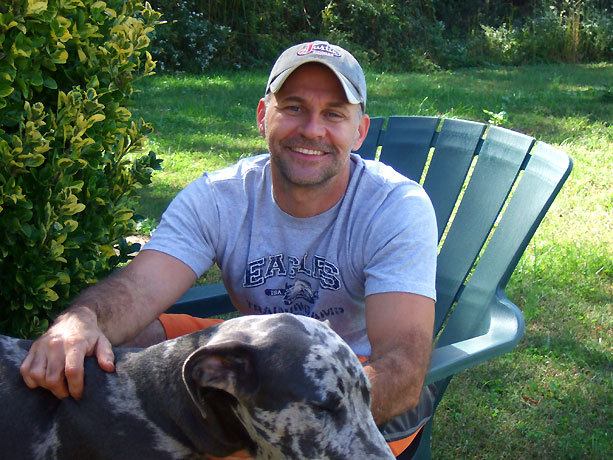 Date this good-looking United States man Colin from Wallingford US12131