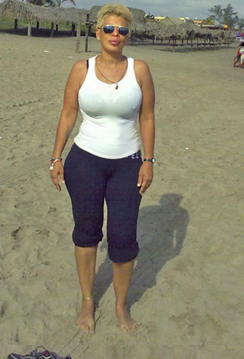 Date this happy Mexico girl Marina from Mexico City MX595