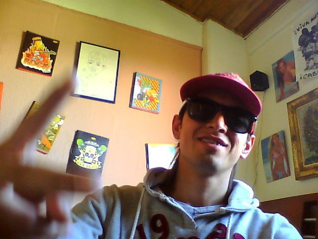 Date this cute Colombia man Andres from Bogota AR54