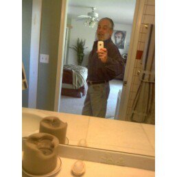 Date this sultry United States man Andythedogmanaz from Phoenix US12240