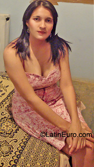 Date this athletic Honduras girl Lesly from Olancho HN583