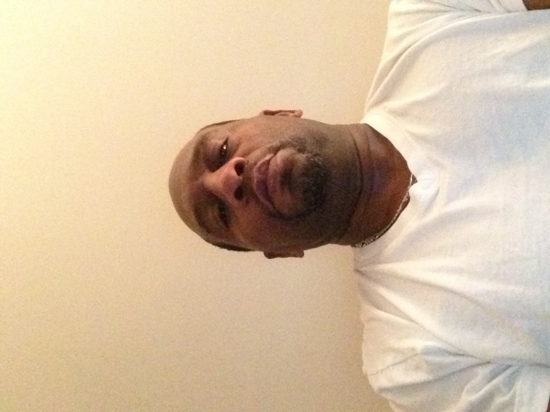 Date this georgeous United States man Sirmac from Waldorf US12317