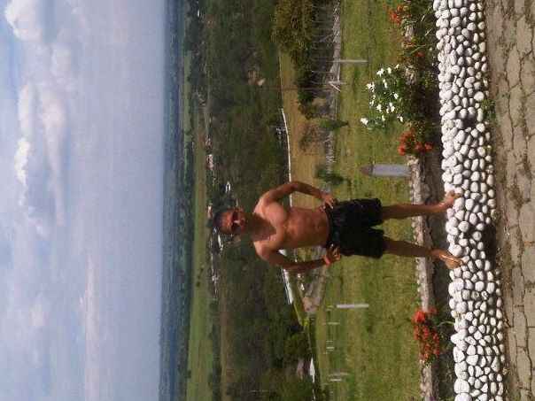 Date this funny Colombia man Anderfer from Popayan CO9411