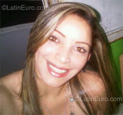 Date this charming Panama girl Rouse from Panama City PA246