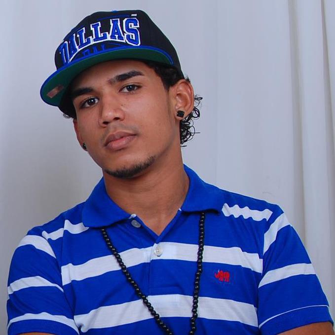 Date this attractive Dominican Republic man Junior from La Vega DO10445