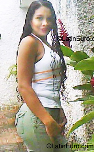 Date this lovely Nicaragua girl Ruth from Managua NI100