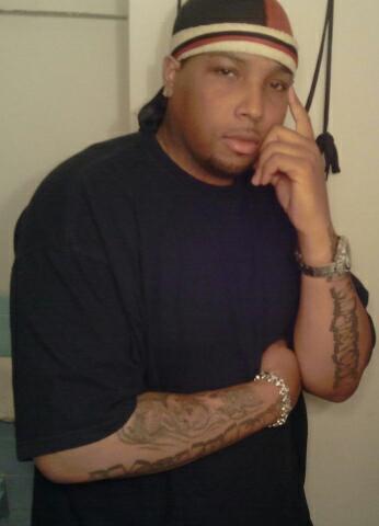 Date this sensual United States man Divine from Jamaica US12376