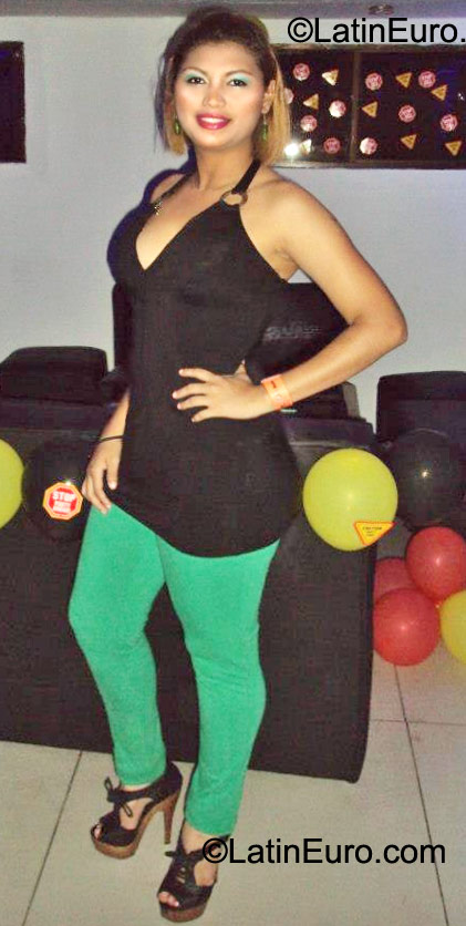 Date this tall Nicaragua girl Blanca from Managua NI101