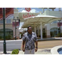 Date this hard body United States man Carlos from Santa Rosa US12421