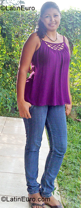 Date this pretty Costa Rica girl Alejandra from San Jose CR194