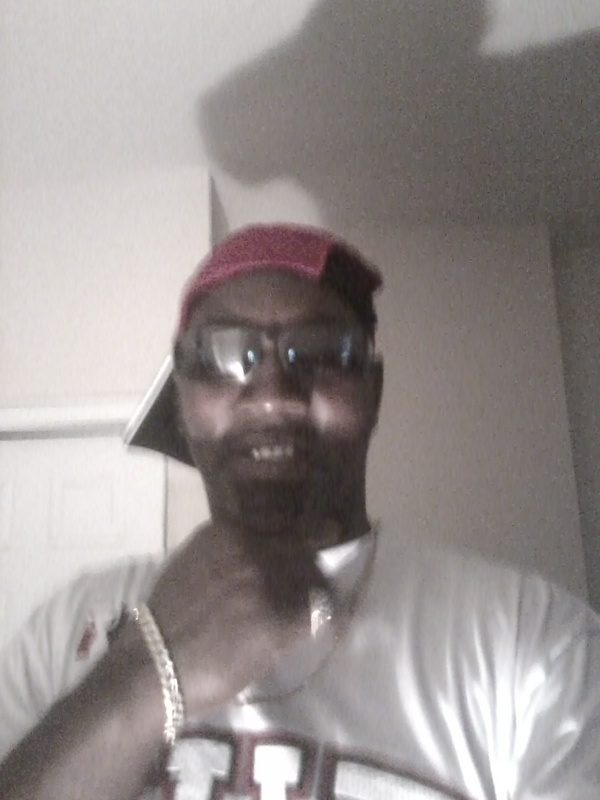 Date this exotic United States man Pitbullhound from Bronx US12584