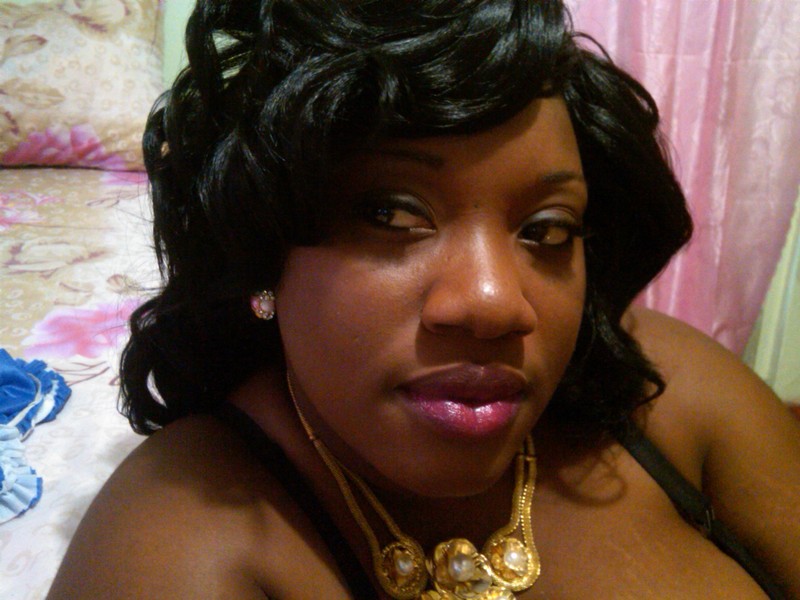 Date this young United States girl Ms.Altitude from Queens US12691